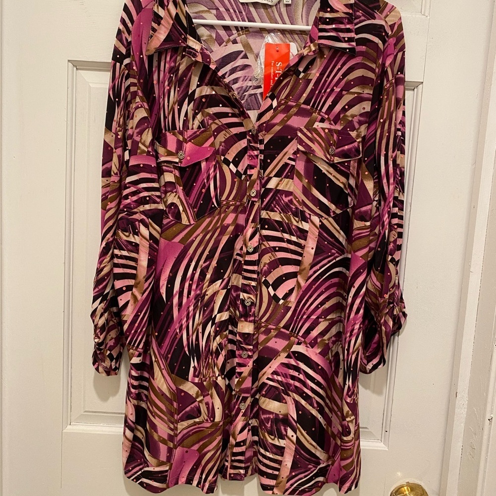 Or best offers Black and Pink Graphic Relaxed Button Down Top